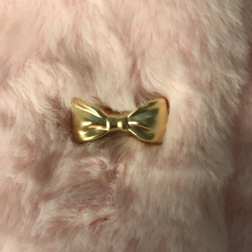 New Old Navy Soft Pink Hooded Fuzzy Coat with Gold Bow Buttons 3 T 3T Girl’s